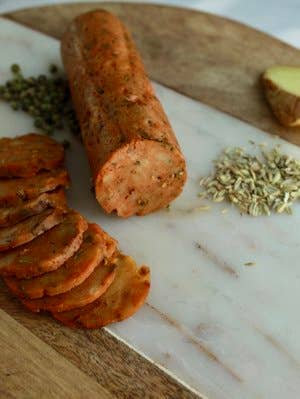 Mad Flavor - Toasted Fennel Ginger Salami