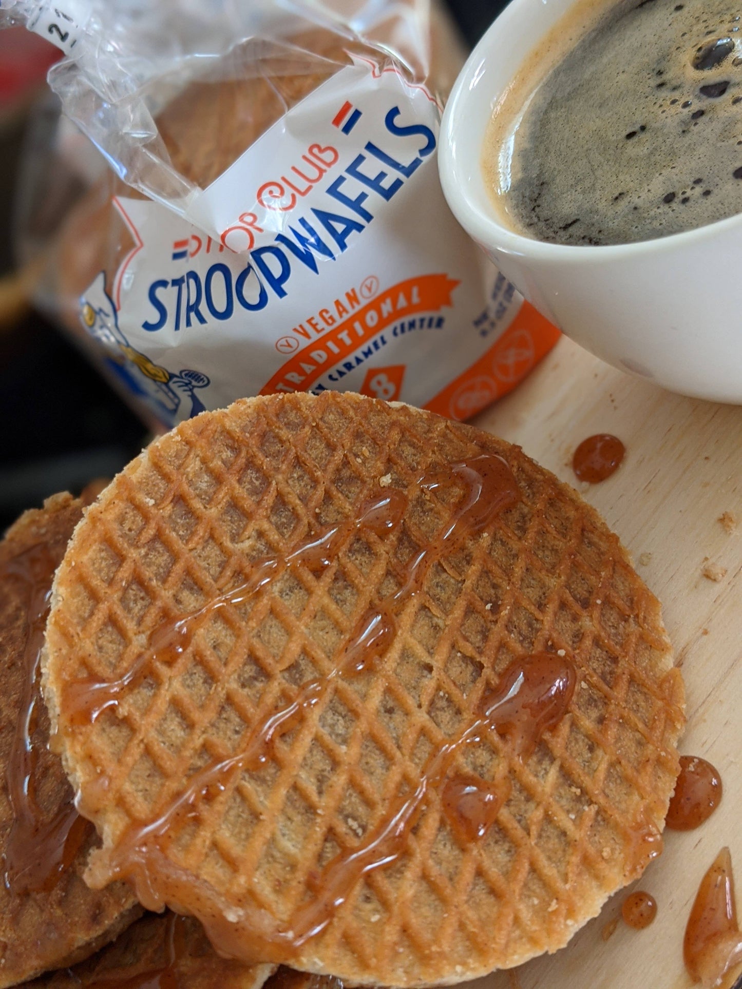 Stroop Club - Traditional Caramel Organic and Plant Based Stroopwafel 8-pack