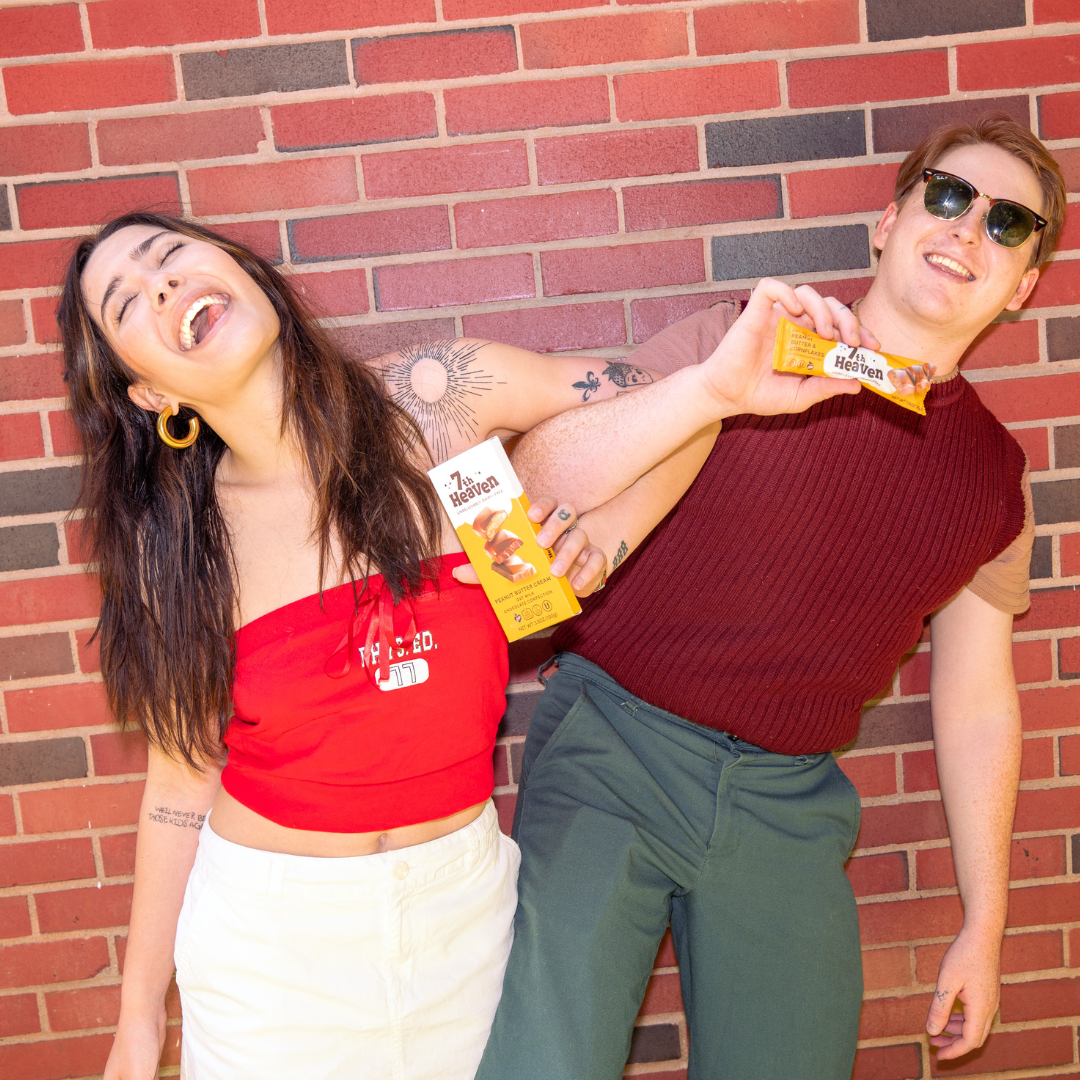 7th Heaven Chocolate - Vegan Oat Milk Chocolate Bar - Peanut Butter & Cornflakes