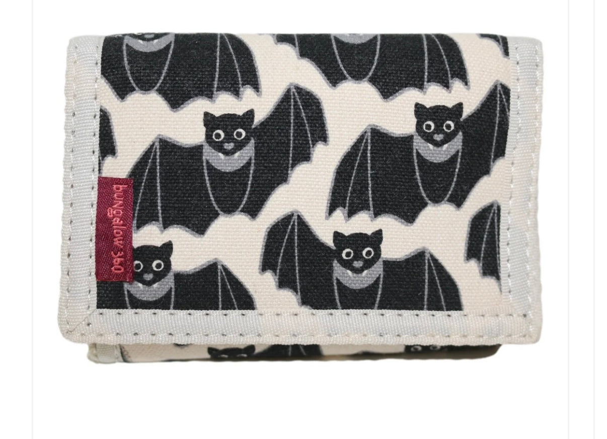 Bungalow360 - Tri-Fold Wallet "Bat"
