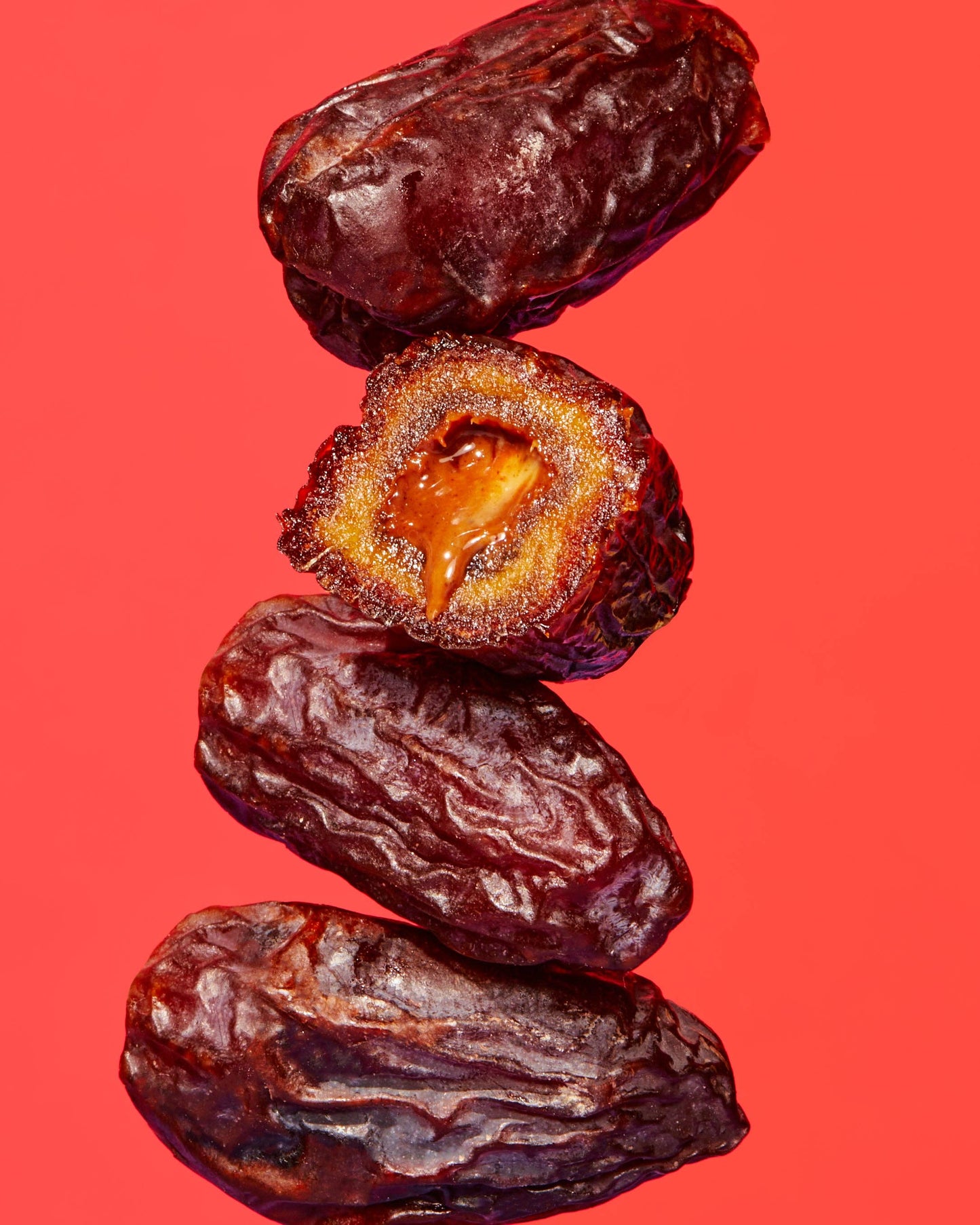 realsy - Chocolate Peanut Butter-Filled Medjool Dates