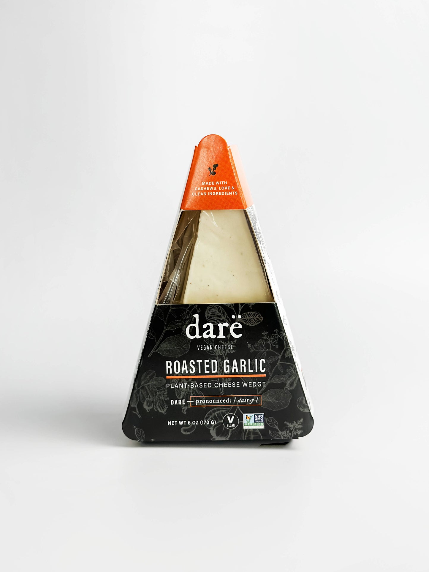 Darë Vegan Cheese - Roasted Garlic Plant-Based Cheese Wedge