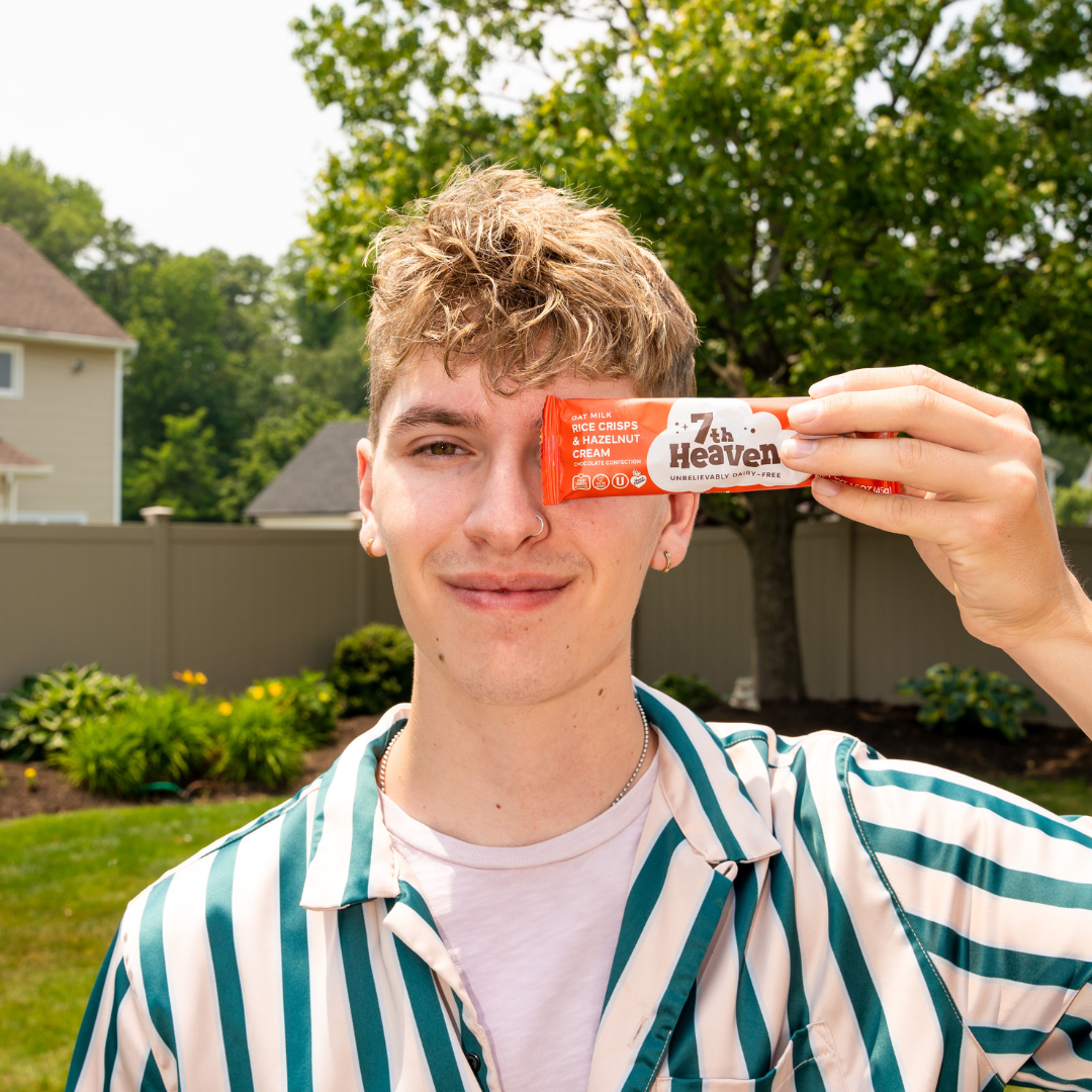 7th Heaven Chocolate - Vegan Oat Milk Chocolate Bar - Hazelnut Rice Crisps, Non-GMO