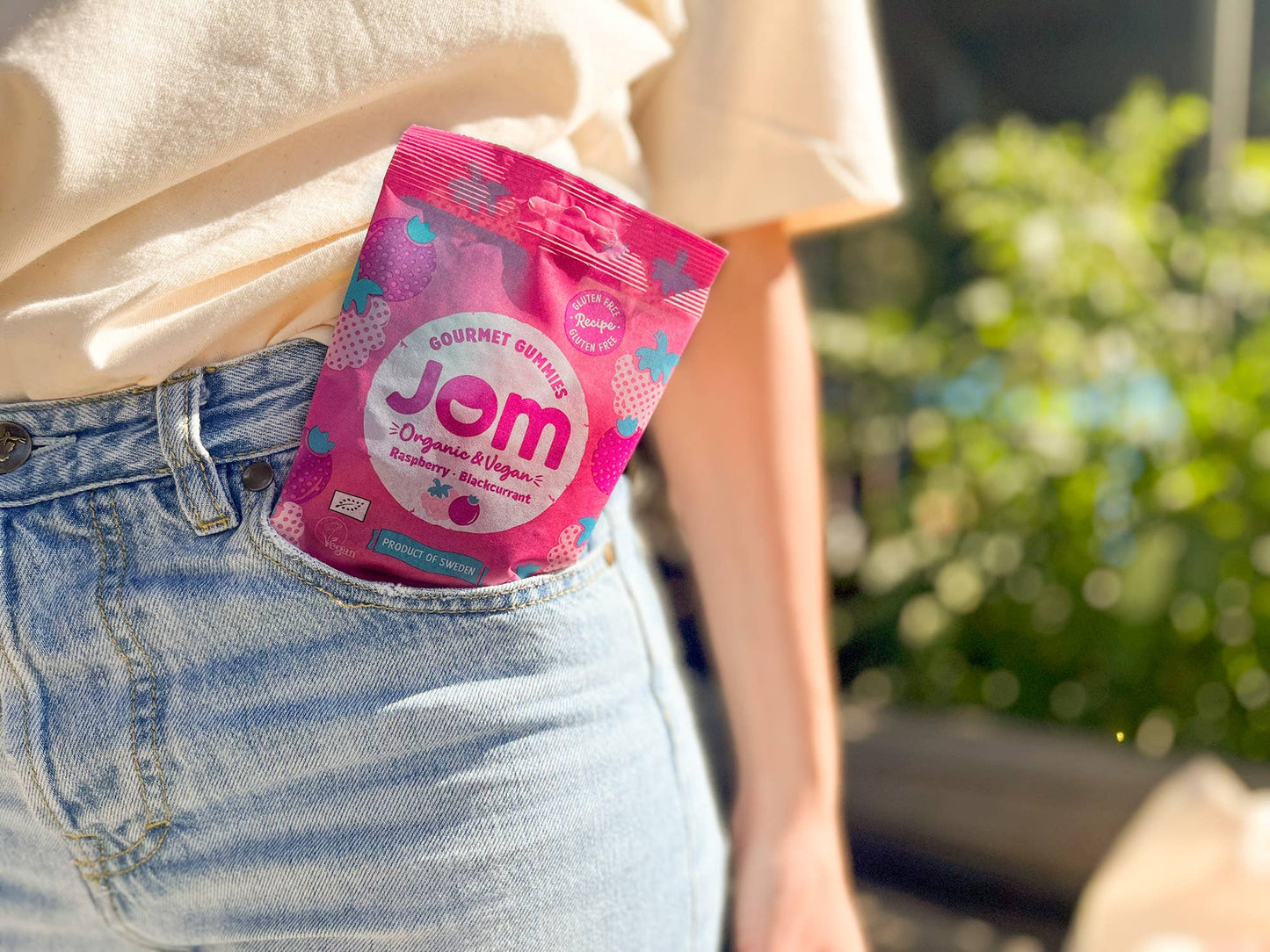 JOM - Swedish Organic and Vegan Raspberry & Blackcurrant Gummies