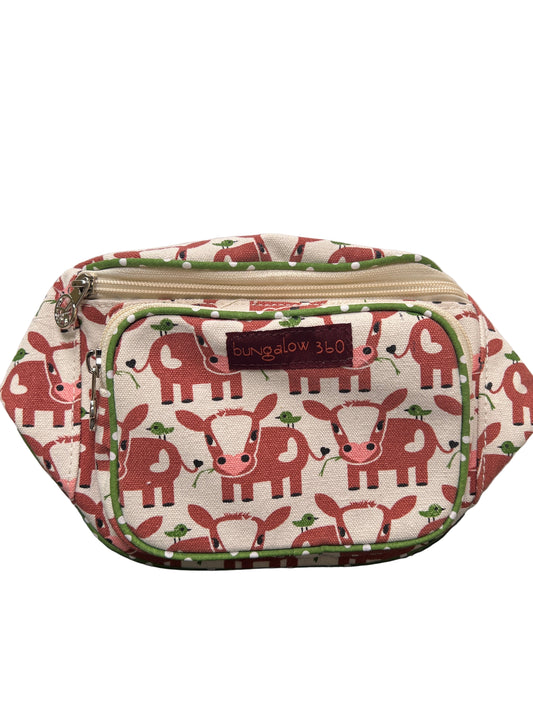 Bungalow360 Fanny Pack "Cows"