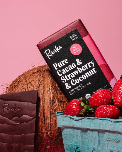 Raaka Chocolate - Pure Cacao & Strawberry & Coconut (No added sugar)