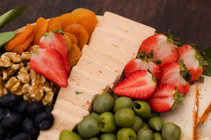 Darë Vegan Cheese - Pepperjack Plant-Based Cheese Wedge