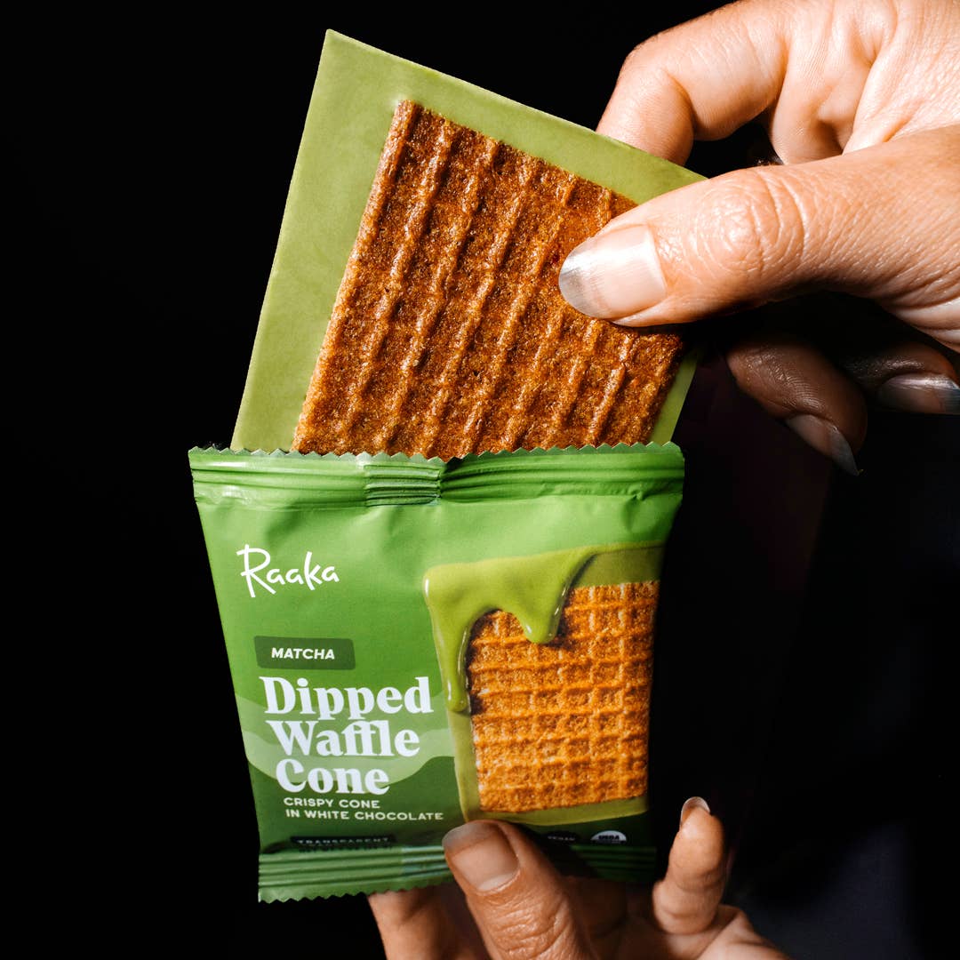 Raaka Chocolate - Matcha Dipped Waffle Cone White Chocolate Bar